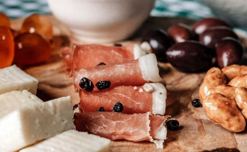 Corfu: The most famous Corfiot Products in one Tasting - The Experience in Practice