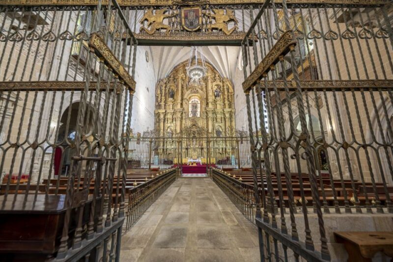 Coria: Cathedral of Coria Ticket Entrance - Discovering Coria’s Cathedral: A Walk Through Time