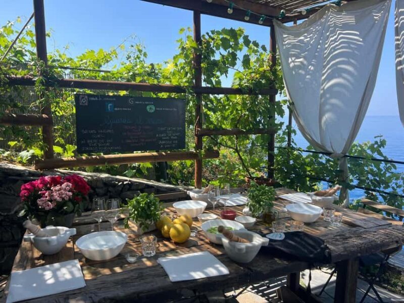 Corniglia: learn how to make pesto overlooking the sea with a tasting - What to Expect from the Pesto-Making Experience
