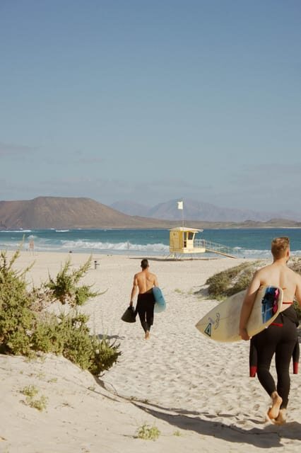 Corralejo, Fuerteventura: Surfing Lessons - Who Should Consider This Experience?