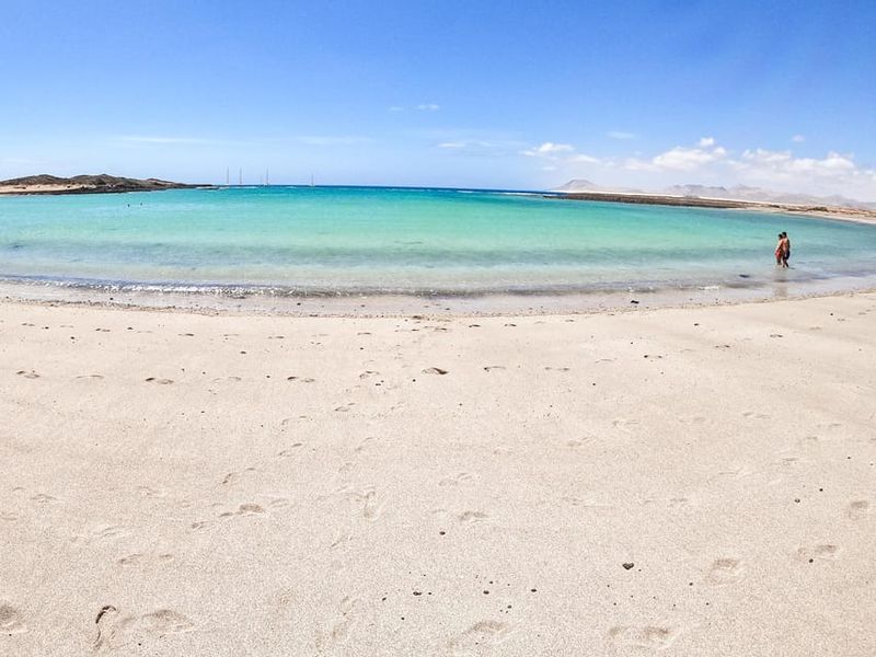 Corralejo: Return Ferry Ticket to Lobos Island Fuerteventura - La Caldera volcano hike: the payoff view hike