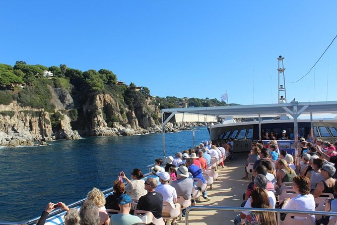 Costa Brava Day Sightseeing Tour with Boat Trip from Barcelona - Stop 2: Tossa de Mar, the Pearl of Costa Brava