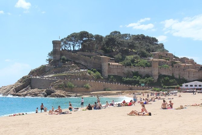 Costa Brava Day Sightseeing Tour with Boat Trip from Barcelona - Return to Barcelona: relaxed bus ride and a 5:30 arrival