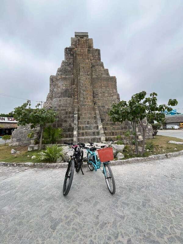 COSTA MAYA E.BIKES RENTAL - Key Points