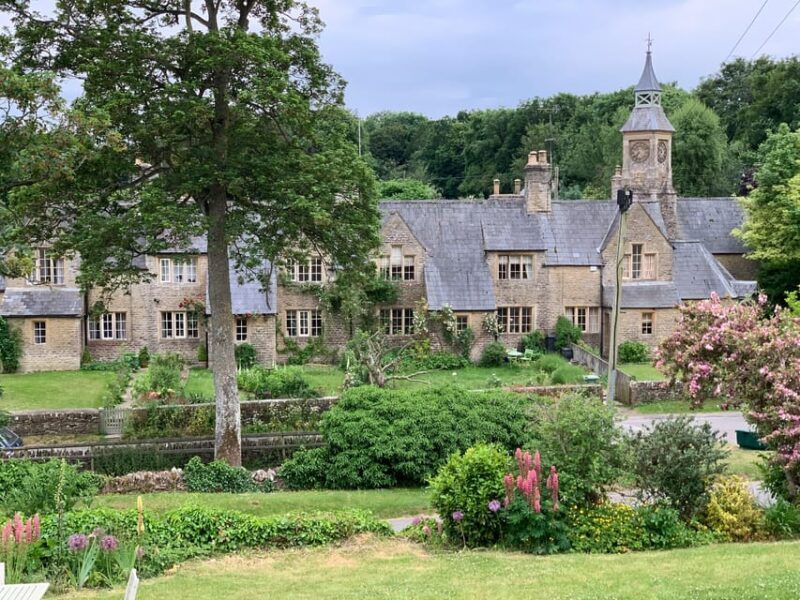 Cotswolds: Tour of Cotswolds with Guide - Sedan - FAQ