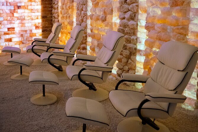 Couples Hot Stone Massage and Halotherapy in Las Vegas - What Do the Reviews Say?