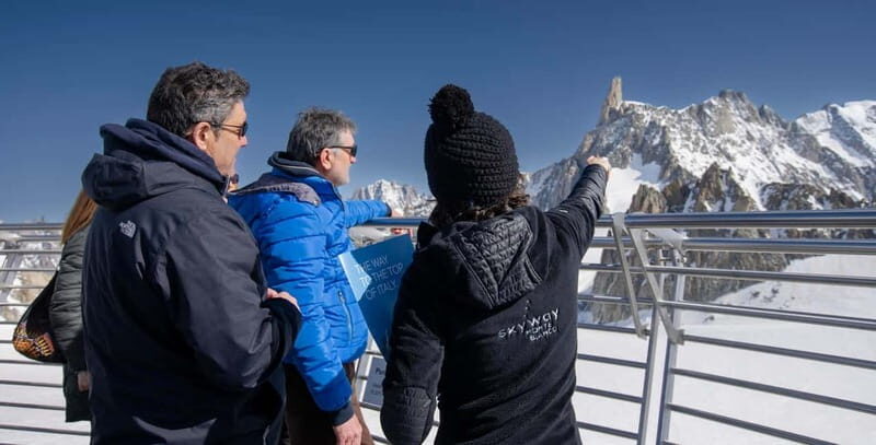 Courmayeur: Skyway Monte Bianco Cable Car Return Ticket - The Journey to Punta Helbronner