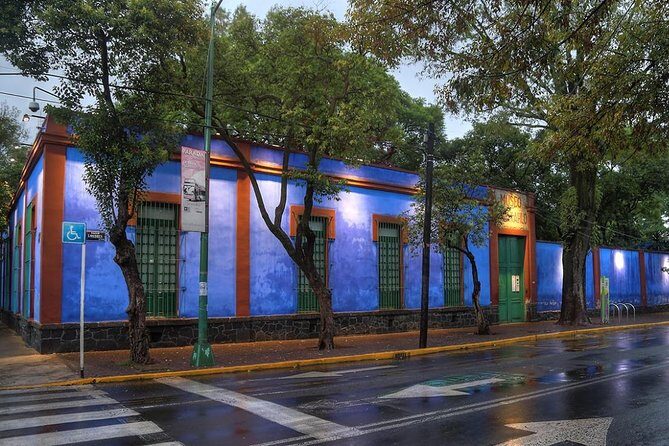 Coyoacán and Xochimilco including Frida Kahlo Museum - Is It Worth the Price?
