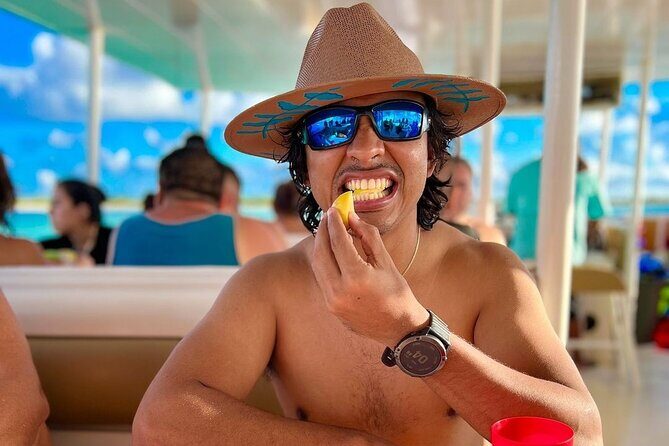 Cozumel Catamaran Tour: Snorkel at Top Reefs & Open Bar - FAQ