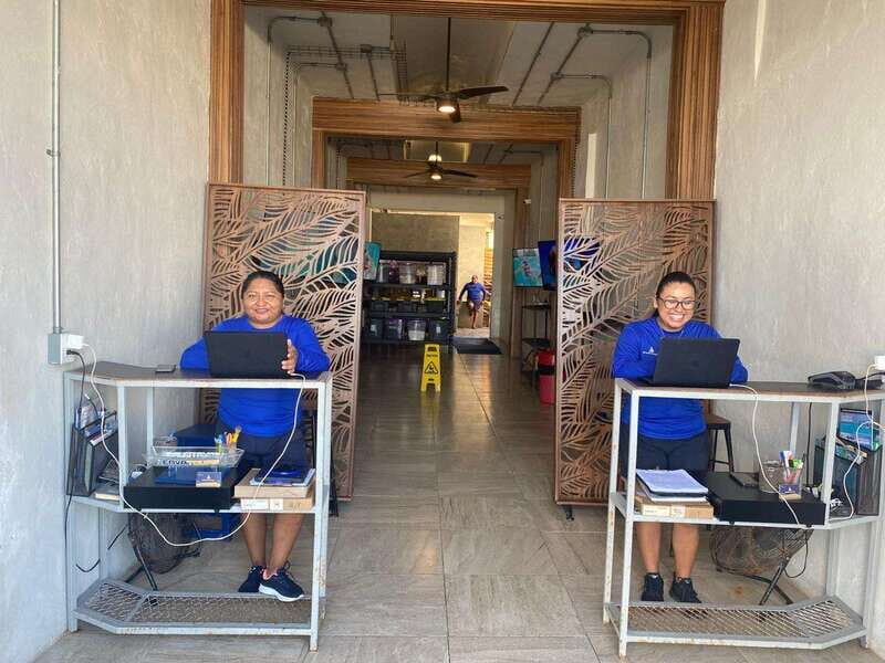 Cozumel: Transparent Boat Tour with Snorkeling and 2 Beers, Clear Boat - Exploring the Experience: What You Can Expect