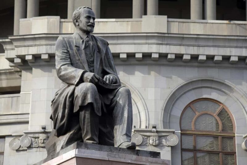 Cozy Yerevan - The Flavors of Armenia: ARARAT Cognacs