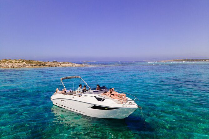 Cranchi E30 Private Boat for 10 Pax for 8 Hours in Ibiza - Who Will Enjoy This?