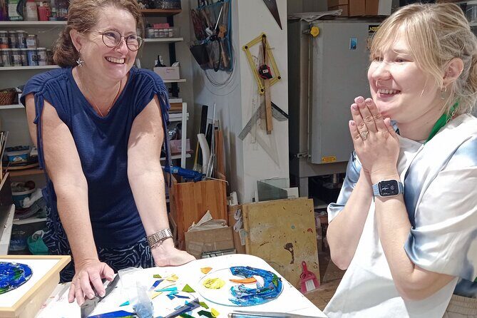 Create Unique GlassArts in Fusion Workshop with the Glass Master - Who Will Love This Experience?