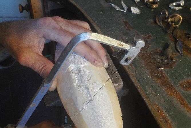 Create your original cuttlefish bone cast jewelry. - Frequently Asked Questions