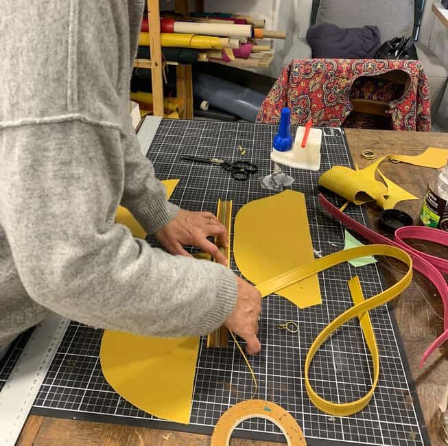 Create your own leather waist bag in Luberon area! - Practical Details and Tips