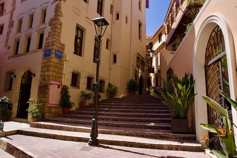 Crete: Chania Old Town, Rethymno & Kournas Lake - FAQ