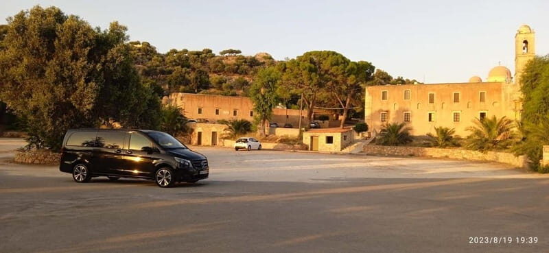 Crete : Guided Private Day Trip Knossos & Heraklion - Key Points