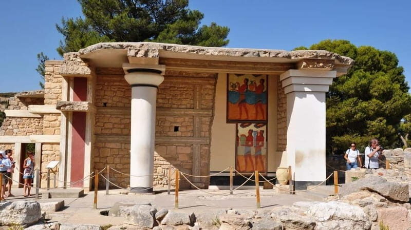 Crete : Guided Private Day Trip Knossos & Heraklion - Who Is This Tour Best For?