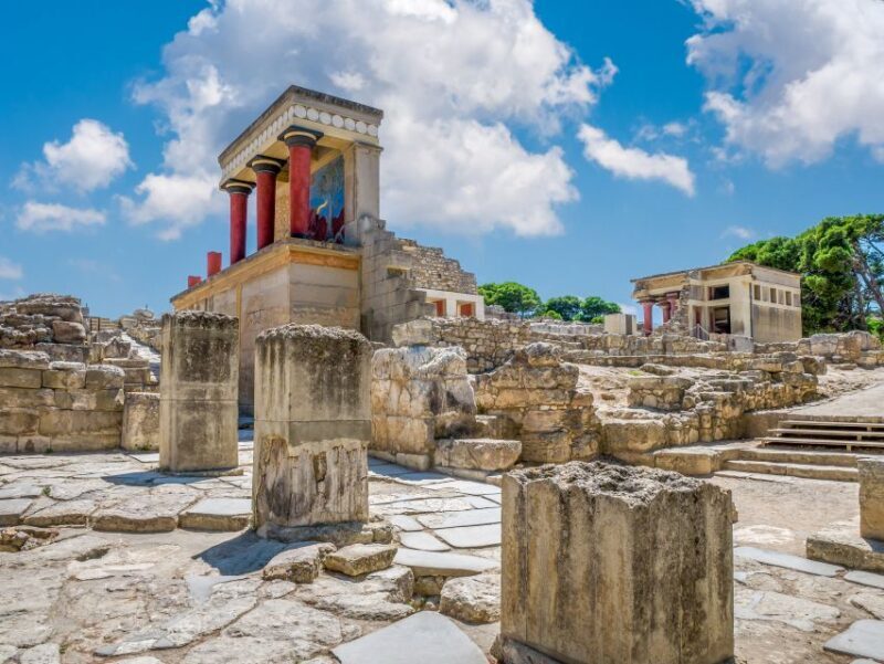 Crete: Knossos Palace and Museum E-Tickets with Audio Guides - Exploring the Itinerary and What You Can Expect