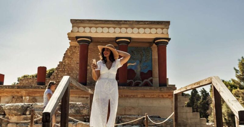 Crete: Knossos Palace and Museum E-Tickets with Audio Guides - Exploring Crete’s Minoan Heritage: An Honest Look at the Knossos & Heraklion Museum E-Ticket Tour