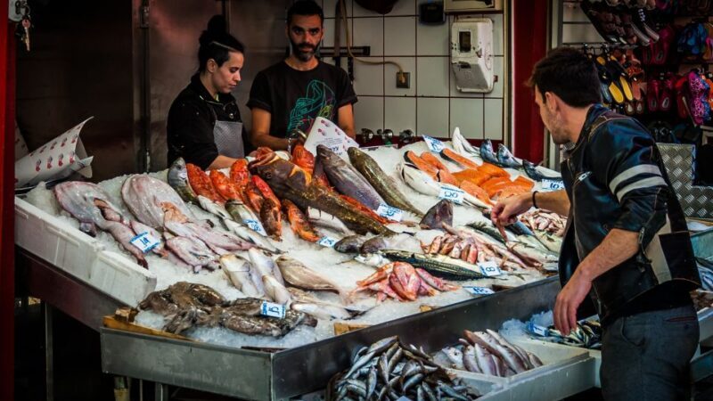 Crete: Knossos Palace, Heraklion City, Market Guided Tour - Exploring Heraklion’s Bustling City Life