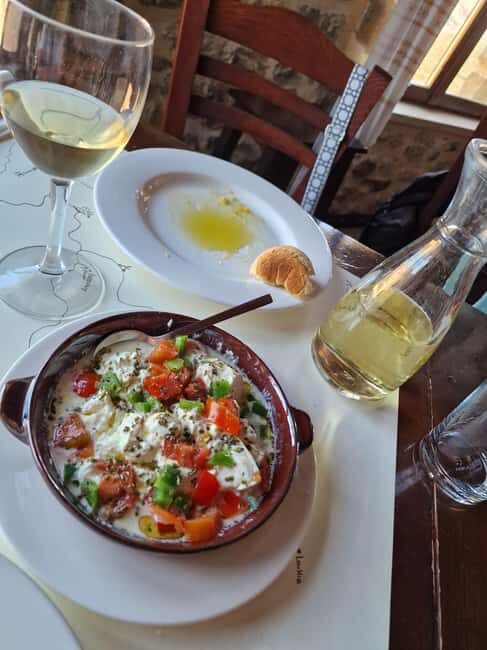 Crete: Private Winery Tour, Aghios Thomas & Lunch - Key Points