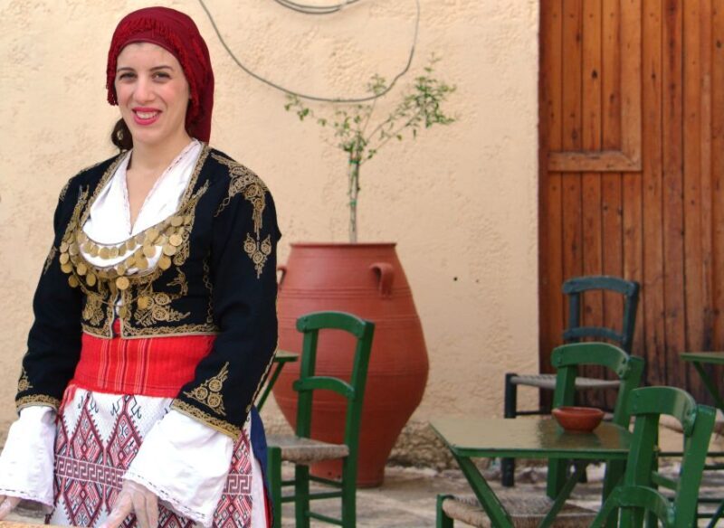 Crete: Traditional Dance Show and Buffet Dinner with Wine - Getting a Feel for the Experience