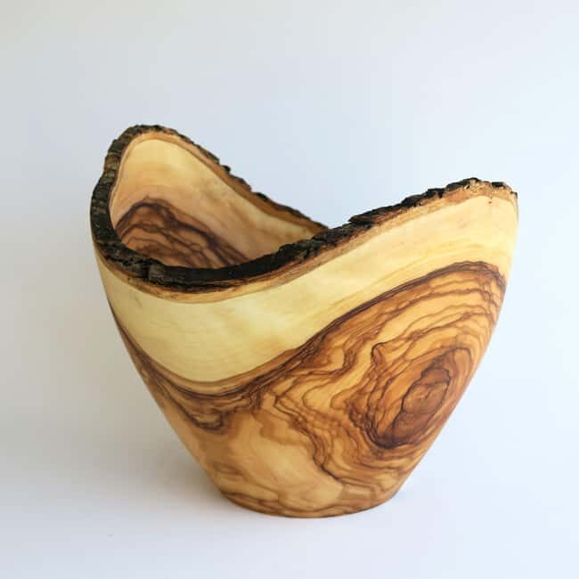 Crete: Working with olive wood in Archanes - FAQs