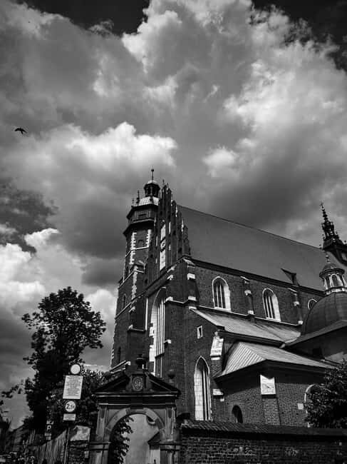 Criminal Kazimierz: In the Footsteps of the Krakow's Vampire - FAQs