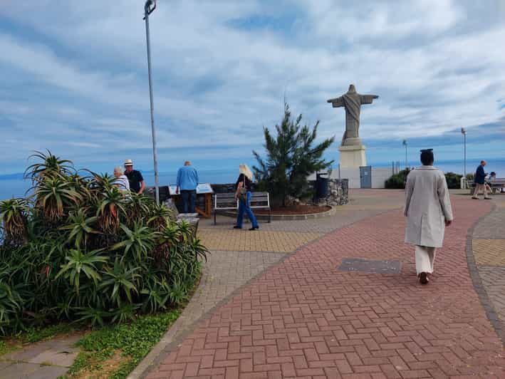 Cristo Rei Guided TukTuk Tour (From Funchal) - Is This Tour Right for You?