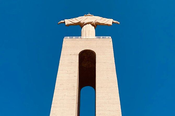 Cristo Rei Tuk-Tuk and River Cruise (2:45h) - What Makes This Tour Stand Out?