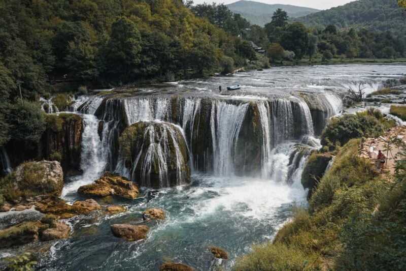 Croatia: Una River Whitewater Rafting Adventure - Rafting Through the 7 Kilometers