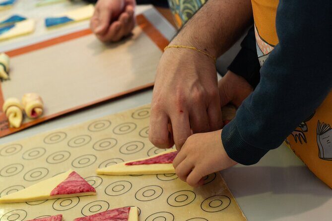 Croissants Baking Class near Eiffel Tower - The Itinerary Breakdown