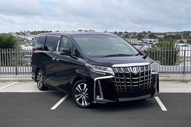 Crown Chauffeur Service Luxury Transfers and Tailored Tours In NZ - The Convenience of Flexible Duration and Locations