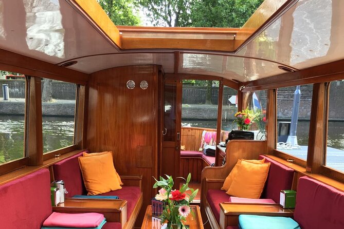 Cruise Amsterdam like a Local — Small Group 12 pax - The Boat Experience: Warm, Enclosed, and Built for Viewing