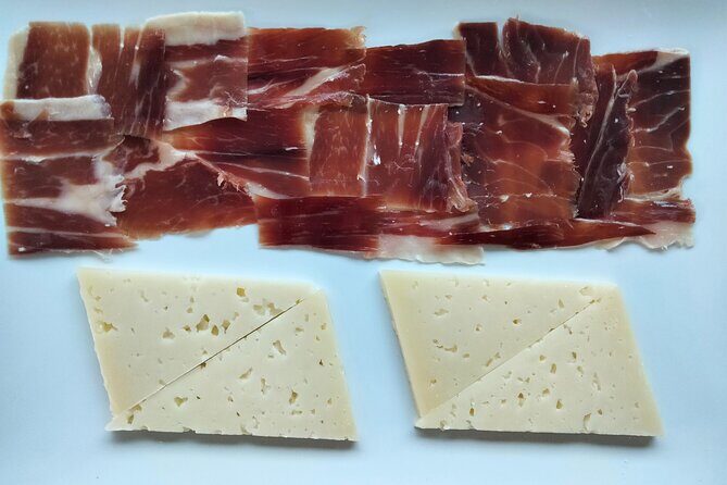 Cruise on a fantastic boat along the Guadalquivir - Key Points