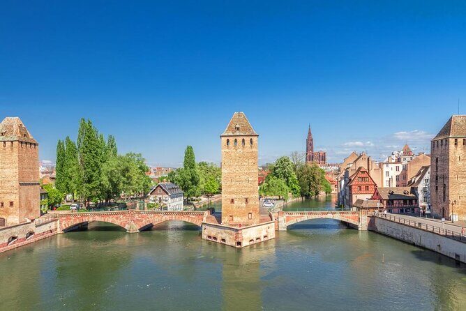 Cruise on the RHINE and visit of Strasbourg by private boat - Key Points