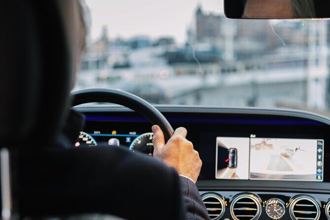 Cruise port VIP Transfer : Cruise port to Arlanda Airport 1-3 passenger - Why Choose This Transfer?