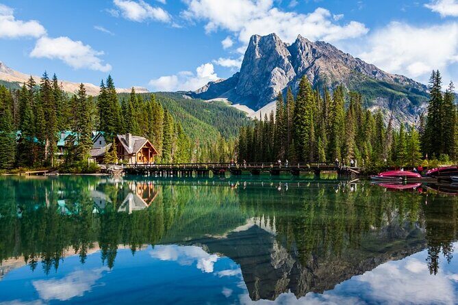 Customizable Private Half Day: Moraine Lake, Lake Louise & Beyond - Key Points