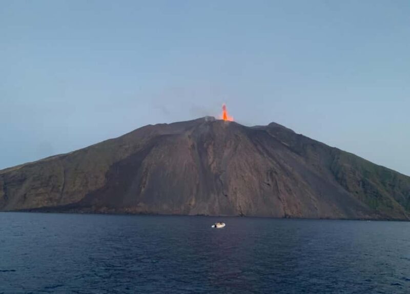 Da Lipari: Tour in Barca Panarea & Stromboli PICCOLO GRUPPO - The Itinerary in Detail: What You Can Expect