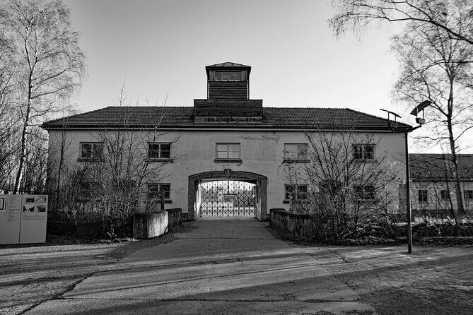 Dachau Memorial Public Tour - A Walk Through History: Dachau Memorial Public Tour