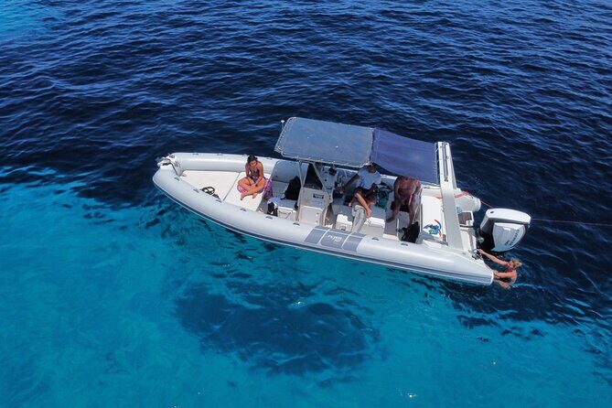 Daily Egadi Tour: Favignana and Levanzo in Rubber Dinghy - The Boat and Group Size
