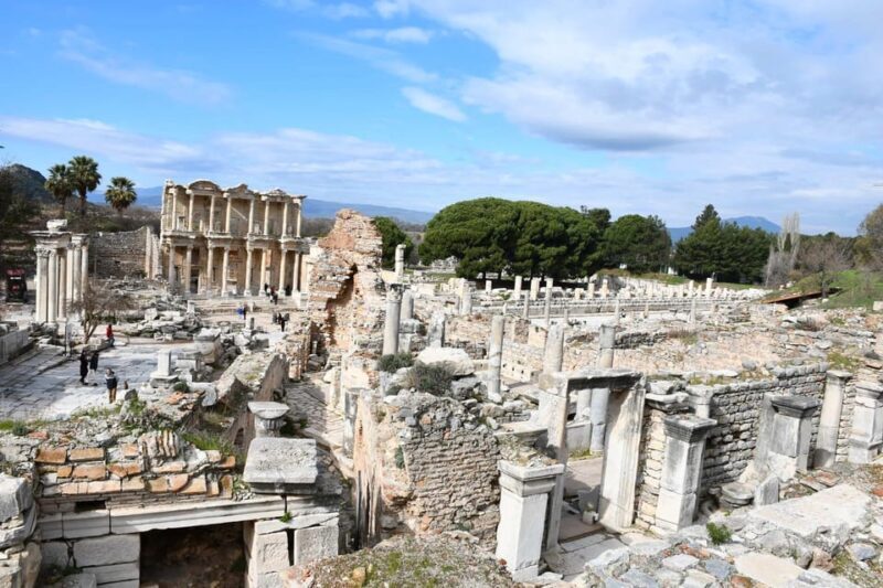 Daily Ephesus&Pamukkale Tour from Istanbul by Return Flight - Frequently Asked Questions