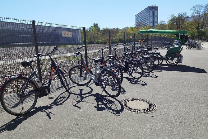 Daily First Rickshaw 3,5 Hrs PP 90  Shared Guide Private Driver - Key Points