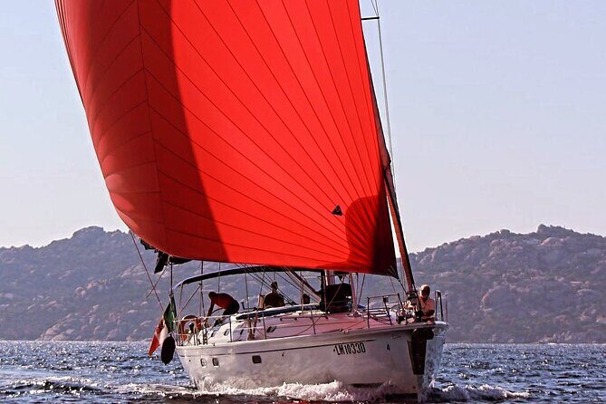 Daily sailing trip in the La Maddalena Archipelago - FAQs