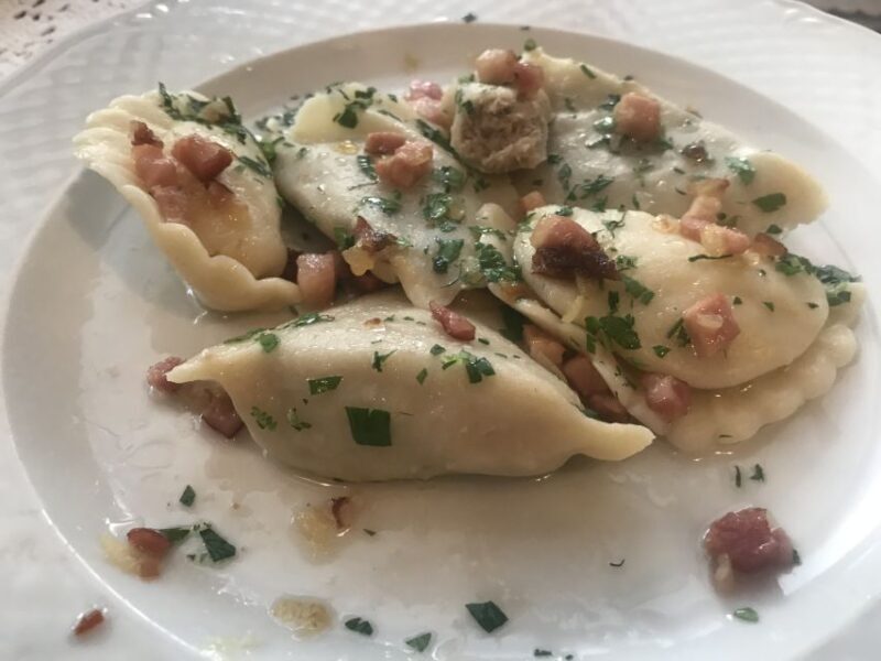 DAILY Warsaw Traditional Food Tasting & Guided Old Town Tour - The Experience in Detail