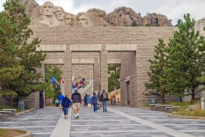 Dakota Highlights: Black Hills, Mt Rushmore & Badlands Audio Tour - FAQ