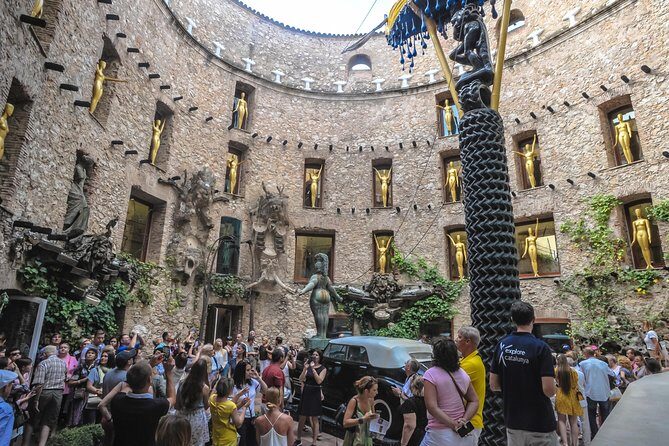 Dali Museum, House & Cadaques Small Group Tour from Barcelona - About Your Guide and Group Size
