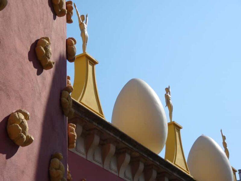 Dalís Surreal World: Figueres & Girona Group/Private Tour - Exploring Dalís Surreal World: Figueres & Girona Group/Private Tour