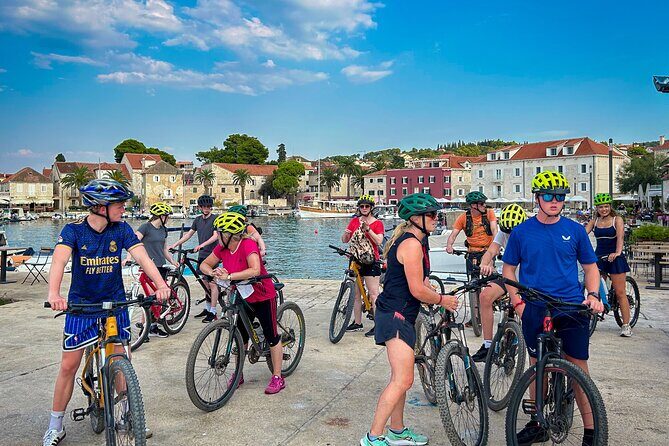 Dalmatian route - Panoramic flight over Bra, Hvar, olta & Split from Bra - Who Would Enjoy This Tour?